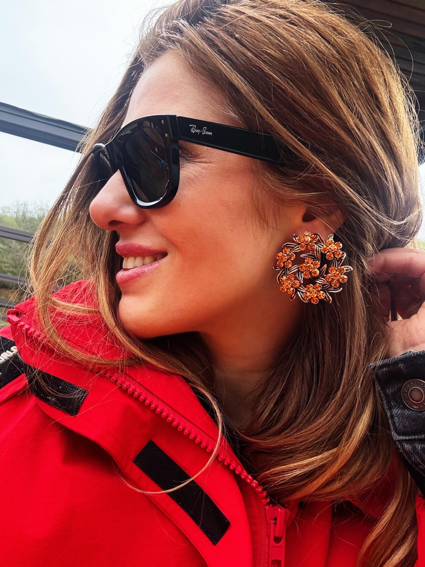 Monet Güneş Küpeleri