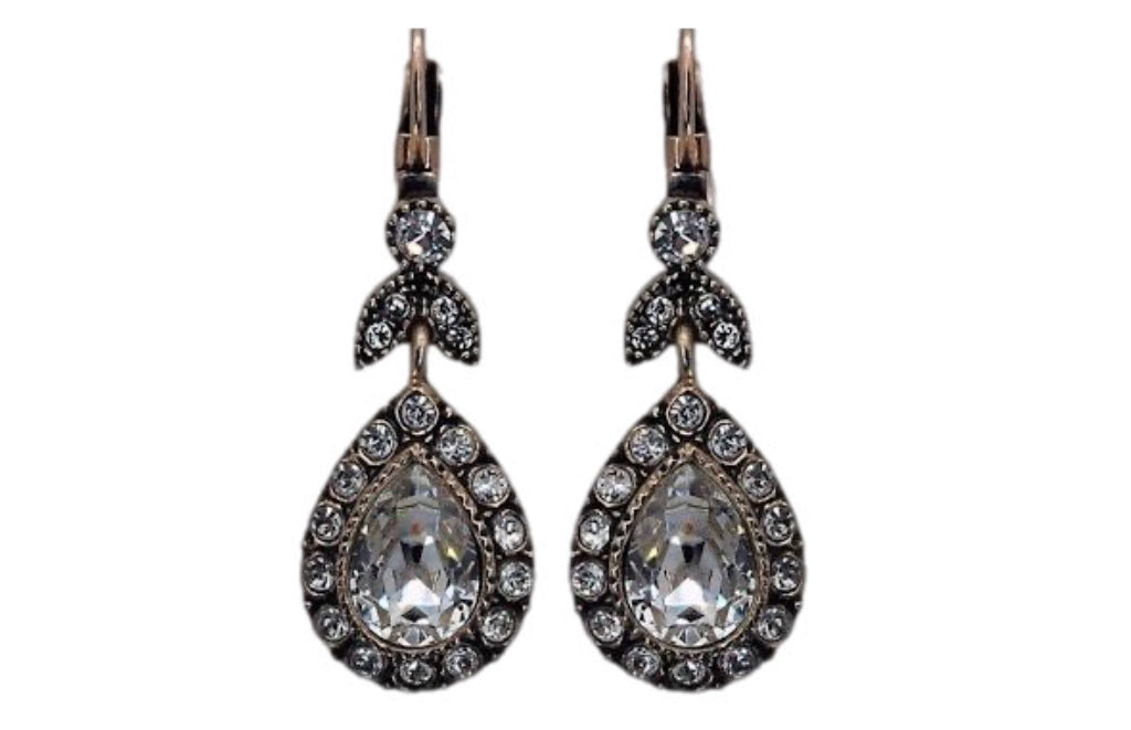 Sallantılı Küpeler