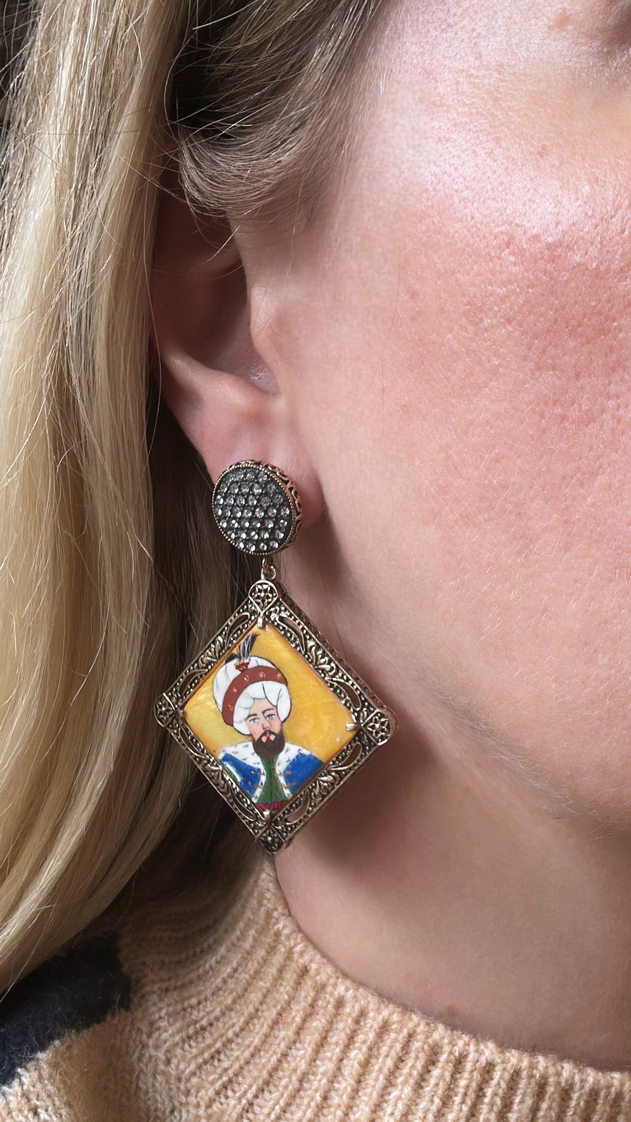 Sofia'nın Hayvanat Bahçesi Sonsuz Aşk Koleksiyonu - Sultan Mehmed ve Sevgilisi İstanbul El Yapımı Küpeler