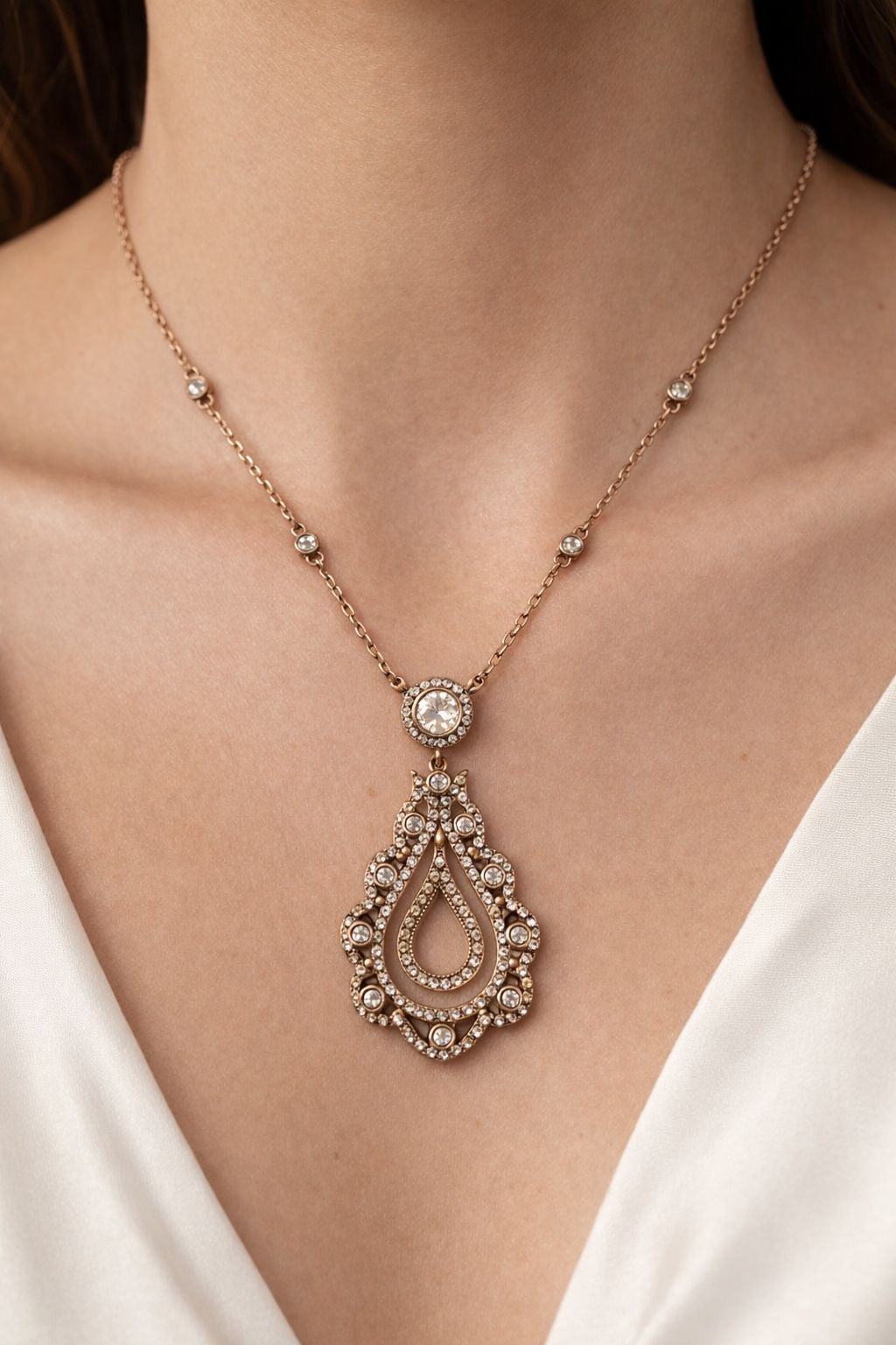 Ola Necklace
