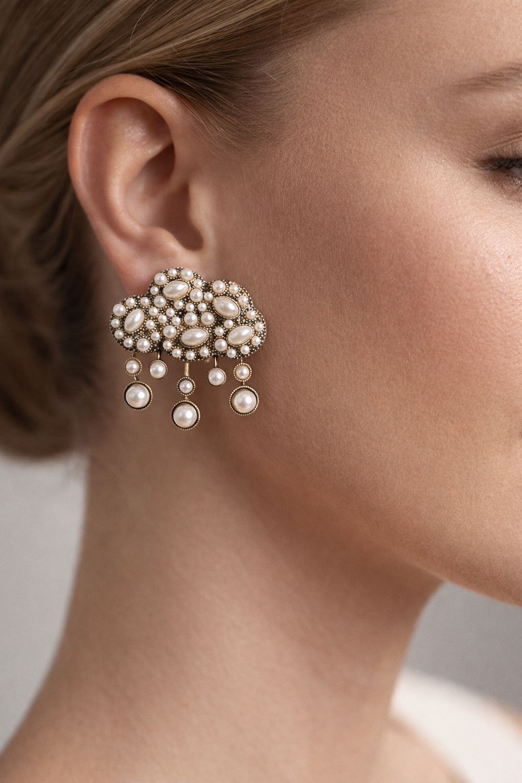 Miss Cloud Earrings