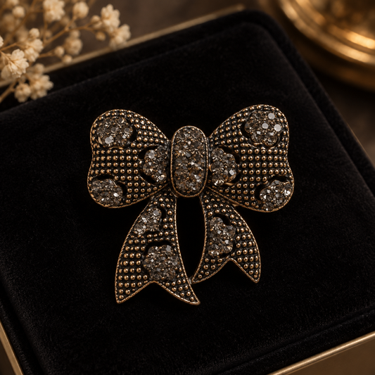Fiyonk Brooch