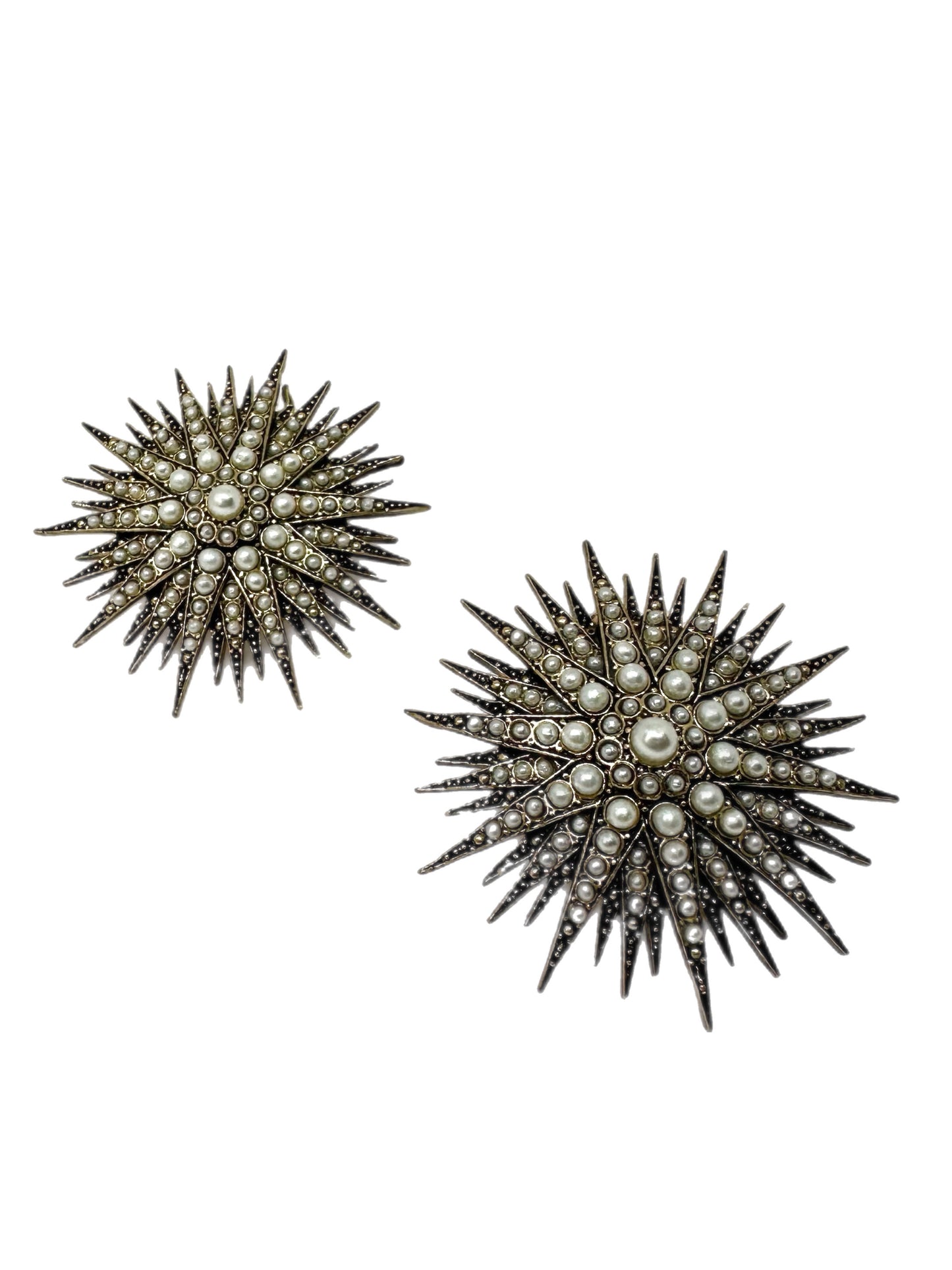 Gök Gürültüsü Küpeleri