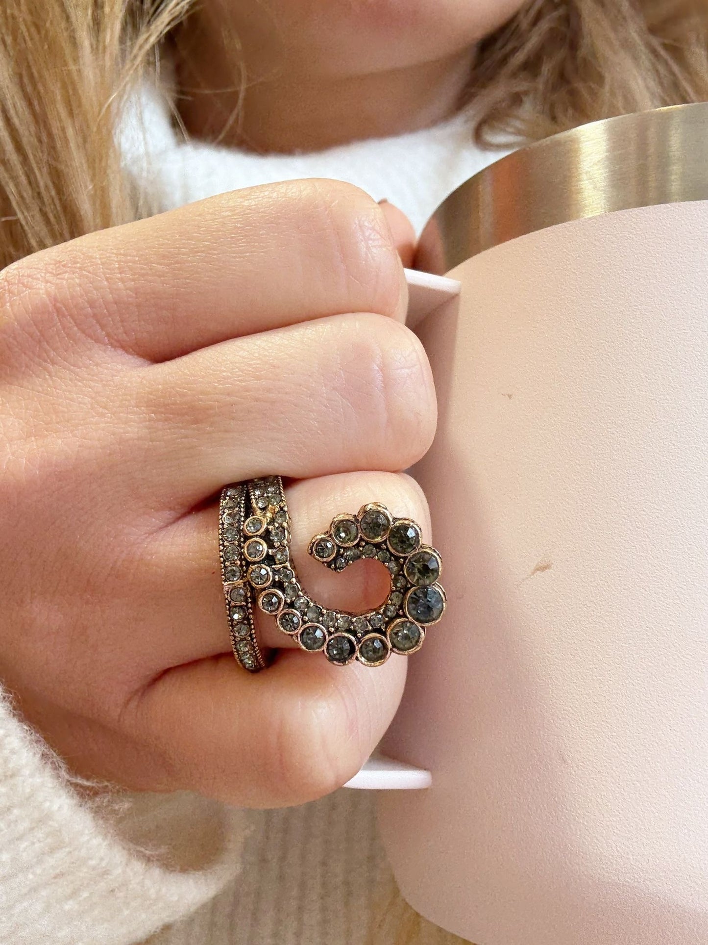 Ring Ozi